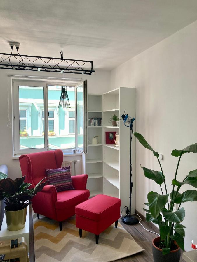 Apartment For 2 In Margareten Відень Екстер'єр фото